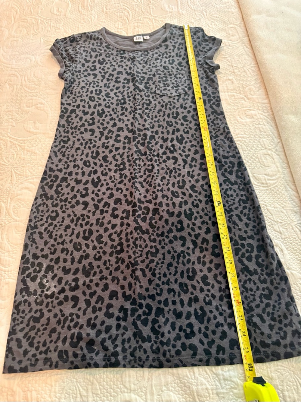 GAP Women's Gray Leopard Print Short Sleeve Dress